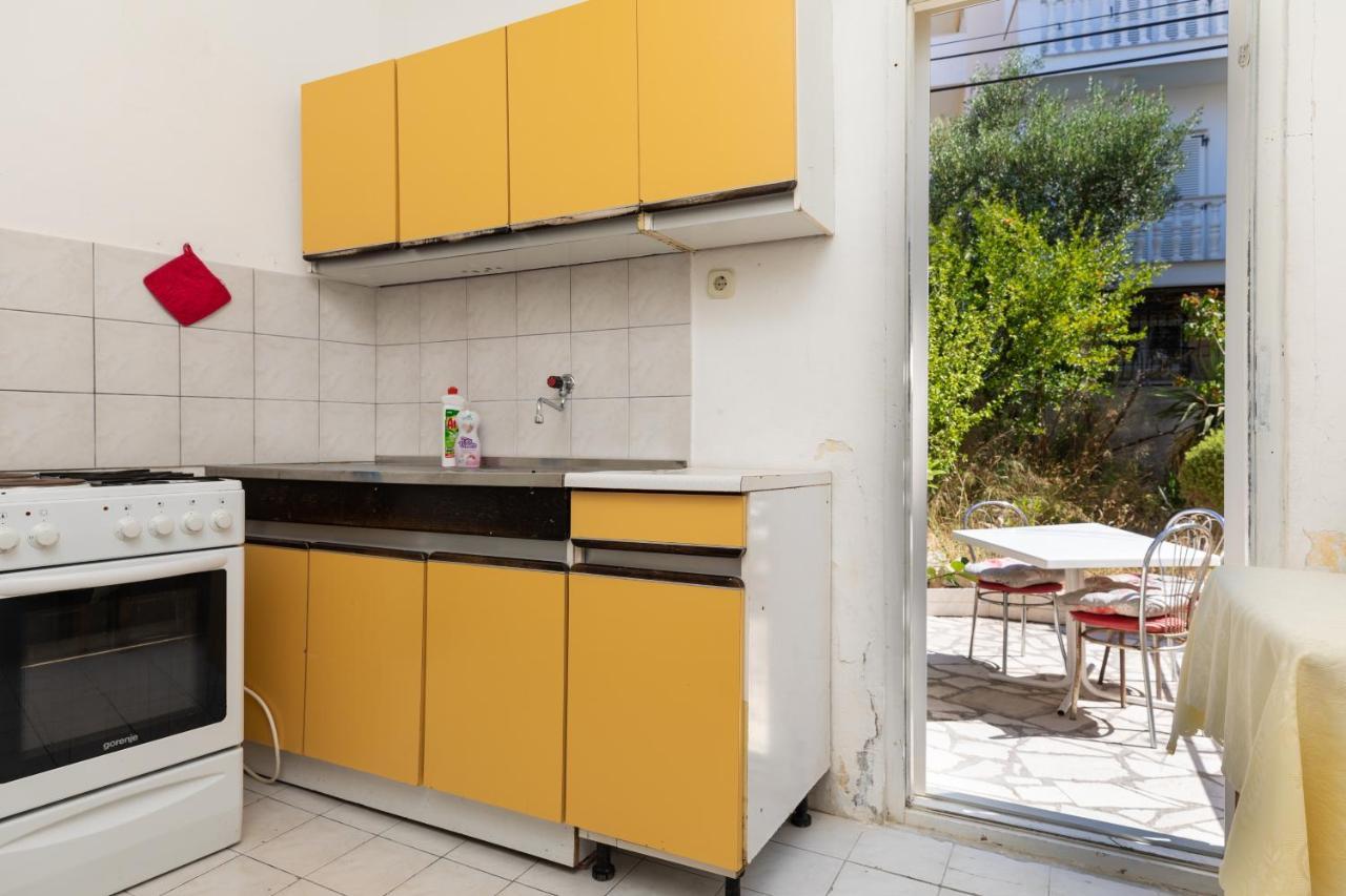 Apartments With A Parking Space Sumpetar, Omis - 9436 Exterior foto